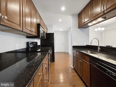 4108 Monument Ct unit 101, Fairfax, VA 22033 - photo 6