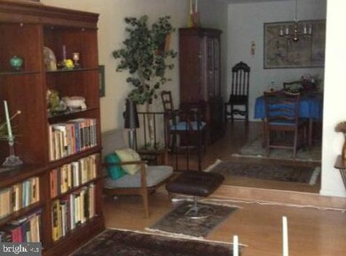 15010 Haslemere Ct, Silver Spring, MD 20906 - photo 5