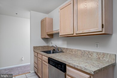 1208 Waters Edge Dr unit 149, Newark, DE 19702 - photo 6