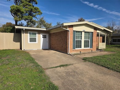 1513 Arcady Ln, Irving, TX 75061 - photo 2