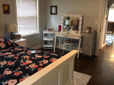 214 Maple St, Grand Ledge, MI 48837 - photo 7