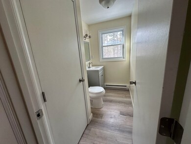 43 Gowing Rd, Hudson, NH 03051 - photo 5