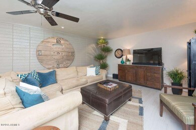 1202 E Seldon Ln, Phoenix, AZ 85020 - photo 4