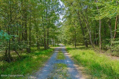 711 Toll Rd, Effort, PA 18330 - photo 6