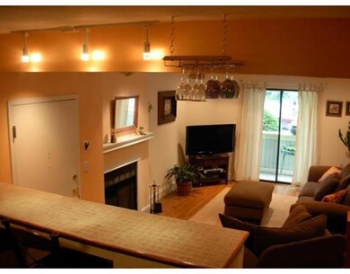 1210 Vfw Pkwy unit 4, West Roxbury, MA 02132 - photo 3