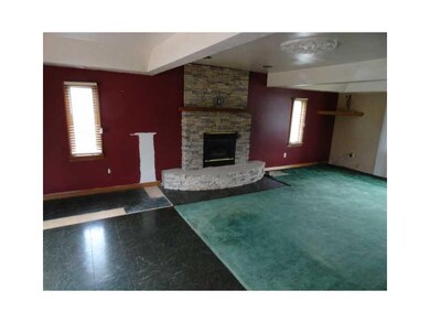 Family Room.