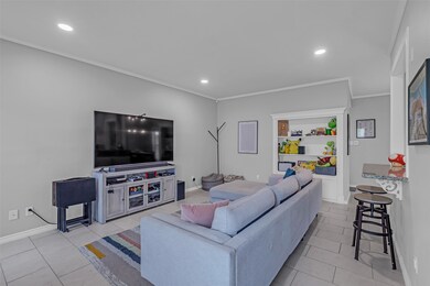 600 Wilcrest Dr unit 6, Houston, TX 77042 - photo 6