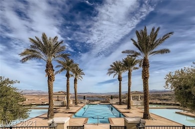 Amazing Views from the Pools of the NV Mountainsid