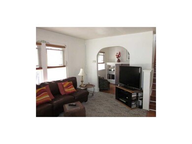 Living Room. Comfortable living & den with firepla