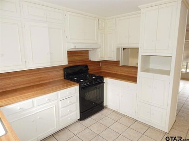 516 516 Beechwood Dr, Tyler, TX 75701 - photo 3