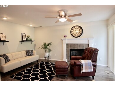 1375 SE 9th Ave, Canby, OR 97013 - photo 5