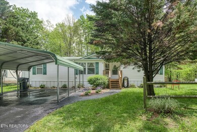 6028 Loch Loosa Dr, Crossville, TN 38572 - photo 2