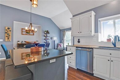 5050 Brownridge Dr, Shawnee, KS 66218 - photo 6