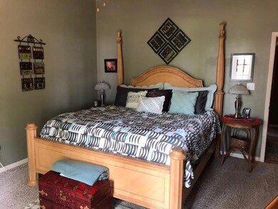 110 Pawnee Trail, Gainesville, TX 76240 - photo 5