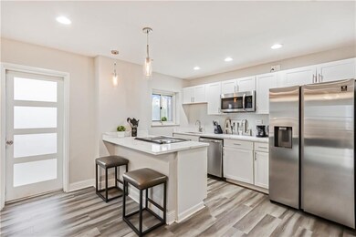 Peachtree Towers Condominiums unit 3B, Atlanta, GA 30308 - photo 2