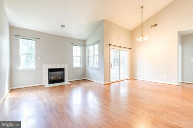 5003 Hollington Dr unit 303, Owings Mills, MD 21117 - photo 4