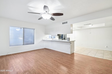 5-web-or-mls-N 36th Dr-1006-005