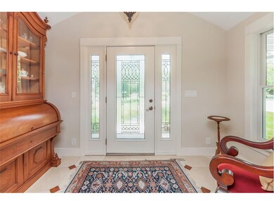 505 Dows Rd, Cedar Rapids, IA 52403 - photo 2