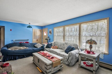 11 Yale St, Gardner, MA 01440 - photo 5