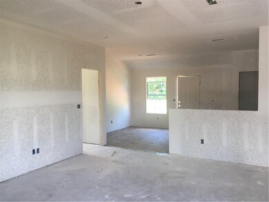 209 E Glendale Ln, Rogers, AR 72758 - photo 3