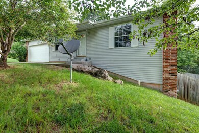 210 Shady Acres Cir, Nixa, MO 65714 - photo 2