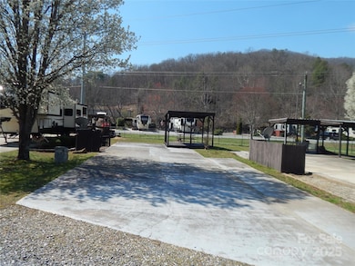 50 Timber Leaf Dr unit 8, Sylva, NC 28779 - photo 3