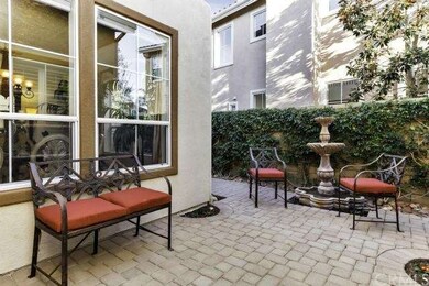 This comfortable courtyard brings definition to th