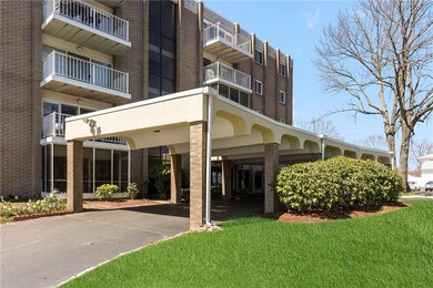 200 Hoffman Ave unit 304, Cranston, RI 02920 - photo 2