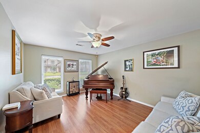 14118 Kingsride Ln, Houston, TX 77079 - photo 4