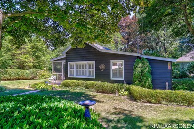 2-web-or-mls-149 Tyler St, Saugatuck-2
