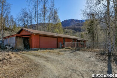 0131-Exterior (7 of 7)