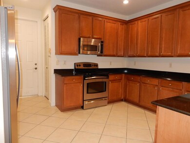 661 Corte Madera Ln unit 2, West Palm Beach, FL 33401 - photo 7