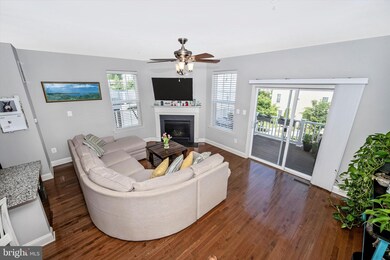 18457 Mateny Rd, Germantown, MD 20874 - photo 5