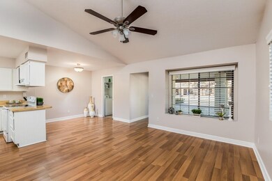 3237 E Crescent (5 of 18)