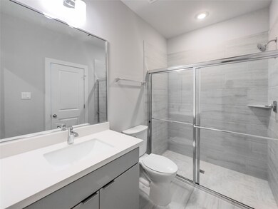 1st floor bathroom.