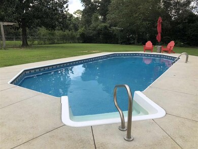 2134 Hollyhill Rd, Pensacola, FL 32526 - photo 4