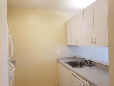The Montclair Condominiums unit 107, Quincy, MA 02171 - photo 5