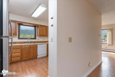 1831 Early View Dr, Anchorage, AK 99504 - photo 6