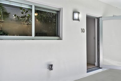 940 Michigan Ave unit 10, Miami Beach, FL 33139 - photo 3