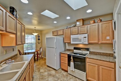 17042 N 107th Ave, Sun City, AZ 85373 - photo 4