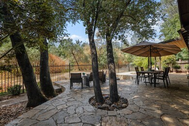 Beautiful Hardscaping & Greenbelt