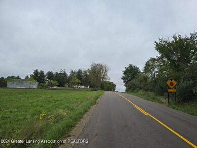 looking East down Barry Rd