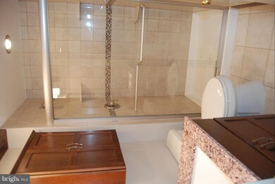 8124 Township Dr, Owings Mills, MD 21117 - photo 5