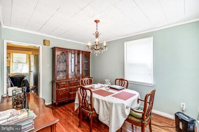 8 Golf Rd, Darby, PA 19023 - photo 4