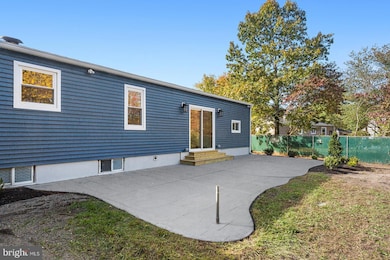 47 Glen Rd, Howell, NJ 07731 - photo 4