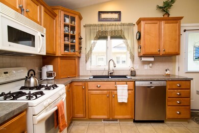 8049 Amber Creek Dr SW unit 81, Byron Center, MI 49315 - photo 5