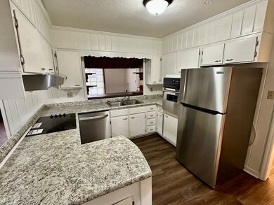 513 Edgewood Ln, Albany, GA 31707 - photo 3