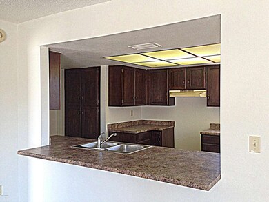 Kitchen Bar Area