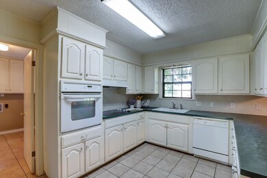 5702 Eli St, Texarkana, TX 75503 - photo 5