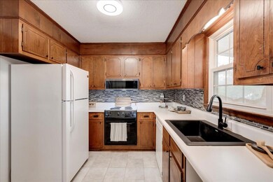 2609 Henry St unit B1, Augusta, GA 30904 - photo 4